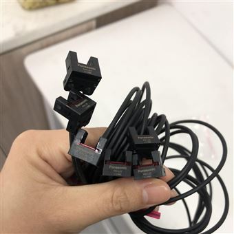 PM-L25中村供应：PANASONIC松下u型微型光电传感器