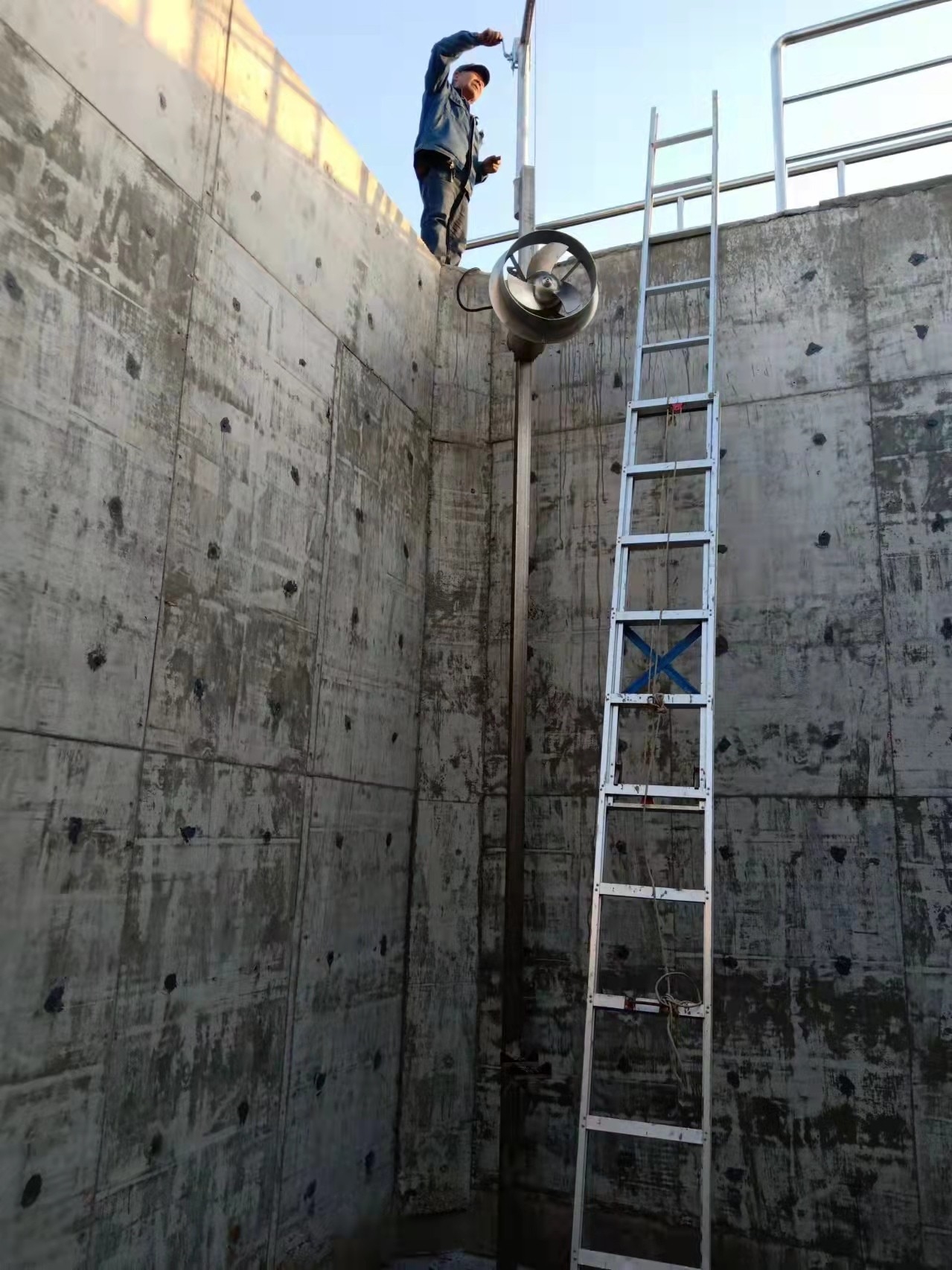 潜水搅拌机安装过程中需要注意事项