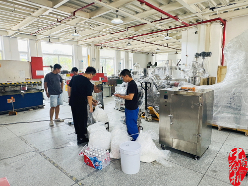 客戶現(xiàn)場試機圓滿成功，我司設(shè)備性能獲高度認可