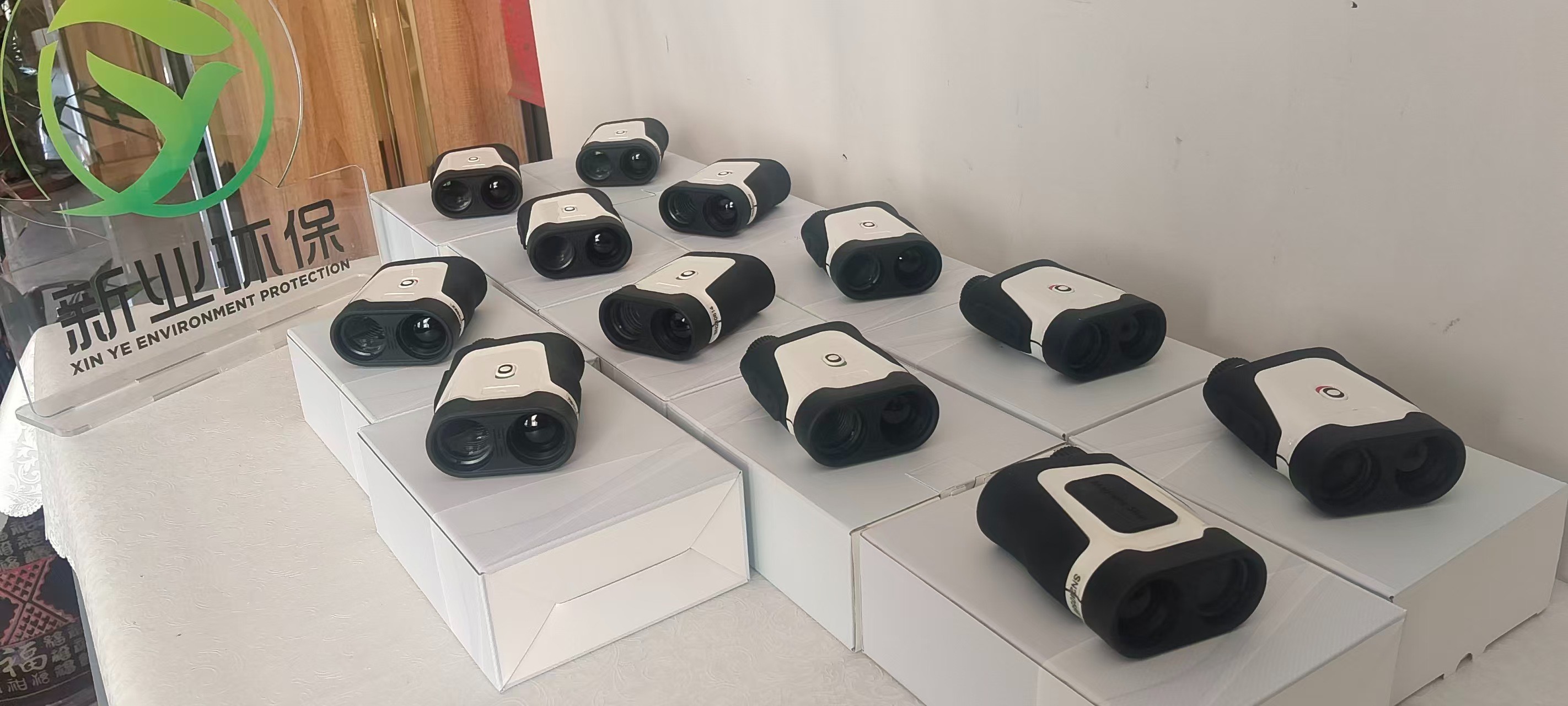 专为高尔夫场景打造 XY-G2激光测距仪