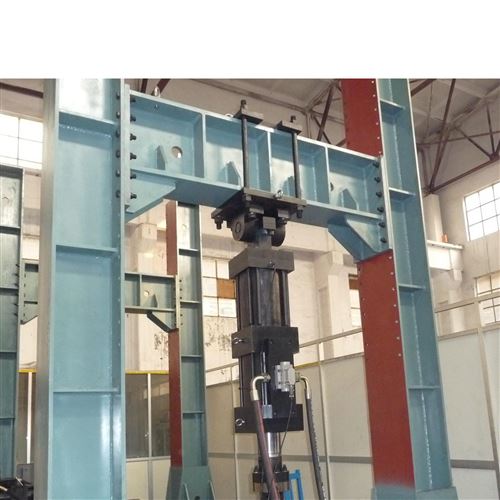 推力杆疲劳试验机